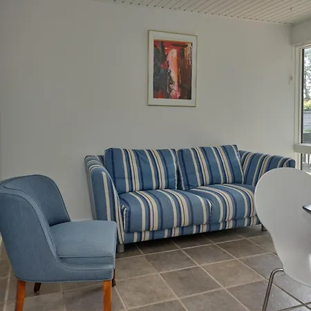 Dom wakacyjny Amazing In With 3 Bedrooms And Internet *